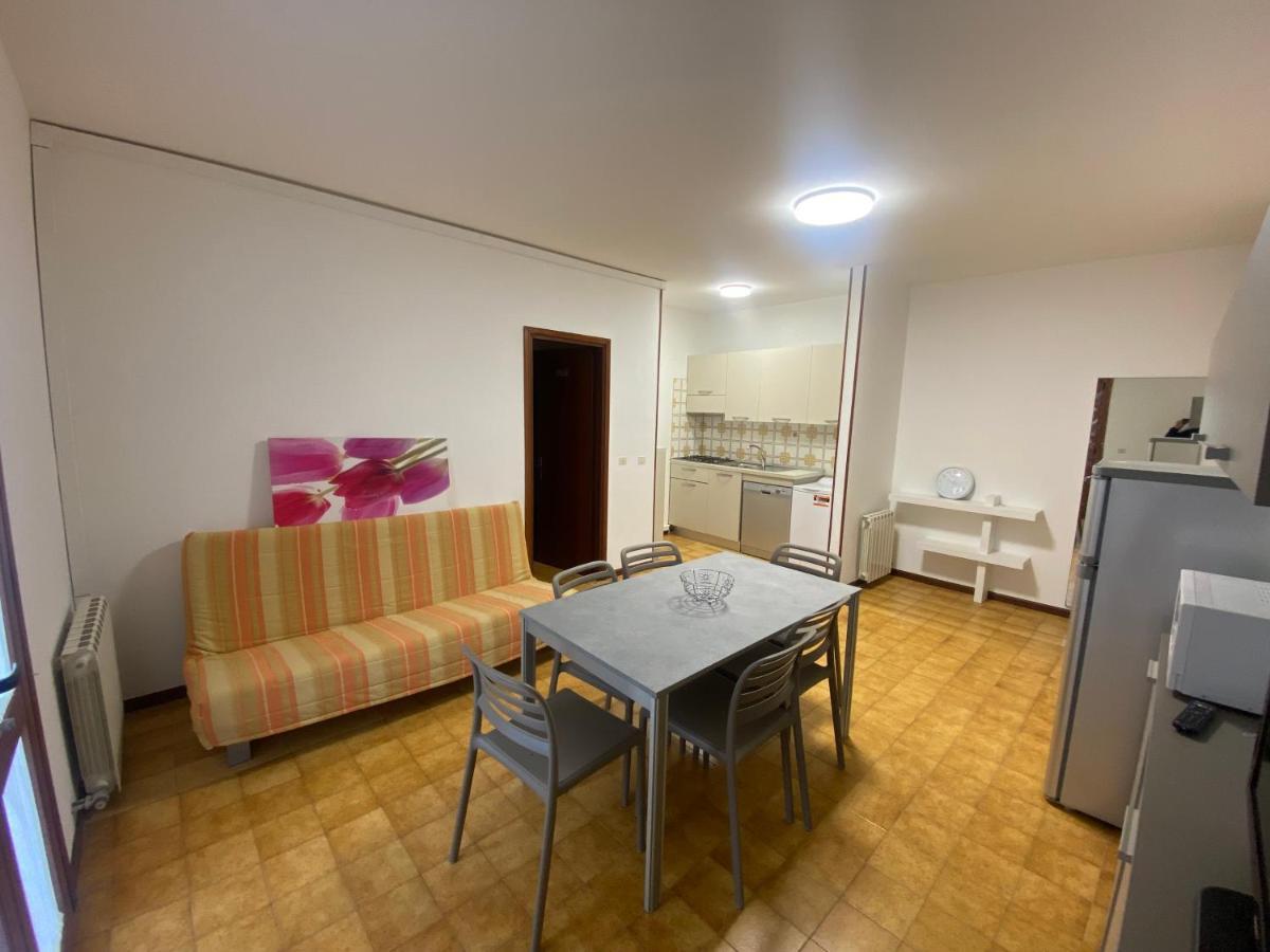 Cond Giardino Apartamento Lignano Sabbiadoro Exterior foto